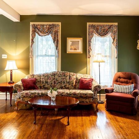 Charming Executive Victorian Mansion W/ Free Parking - Near Bucknell Βίλα Milton Εξωτερικό φωτογραφία