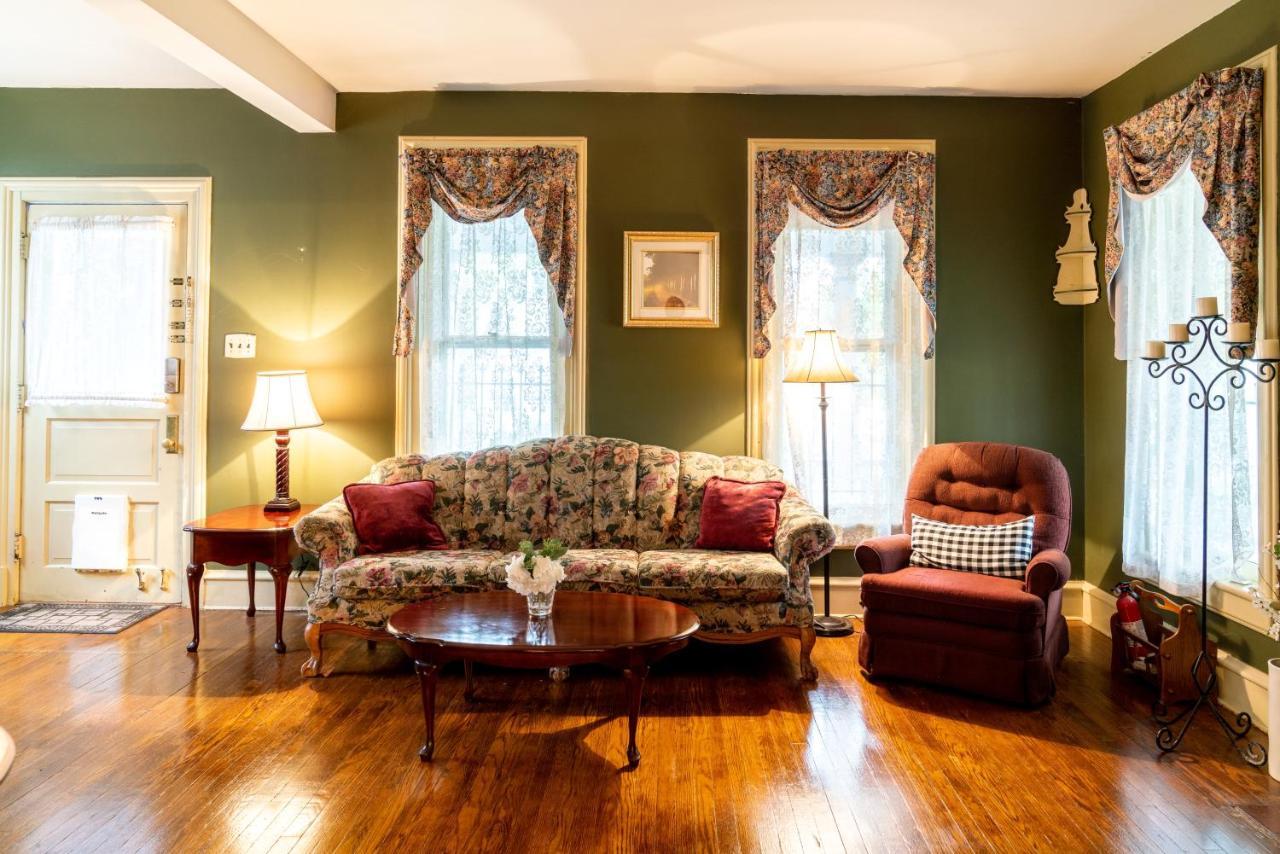 Charming Executive Victorian Mansion W/ Free Parking - Near Bucknell Βίλα Milton Εξωτερικό φωτογραφία